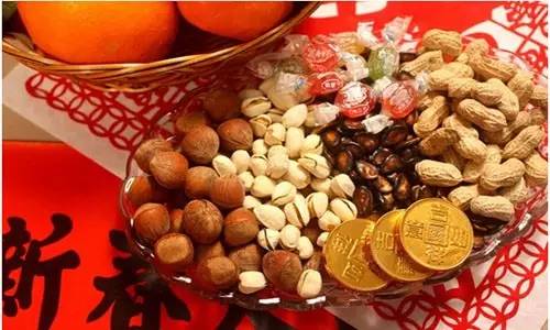 <strong>昆明年货哪里去？昆明最全批发市场攻略，物美价廉才是年货王道！</strong>