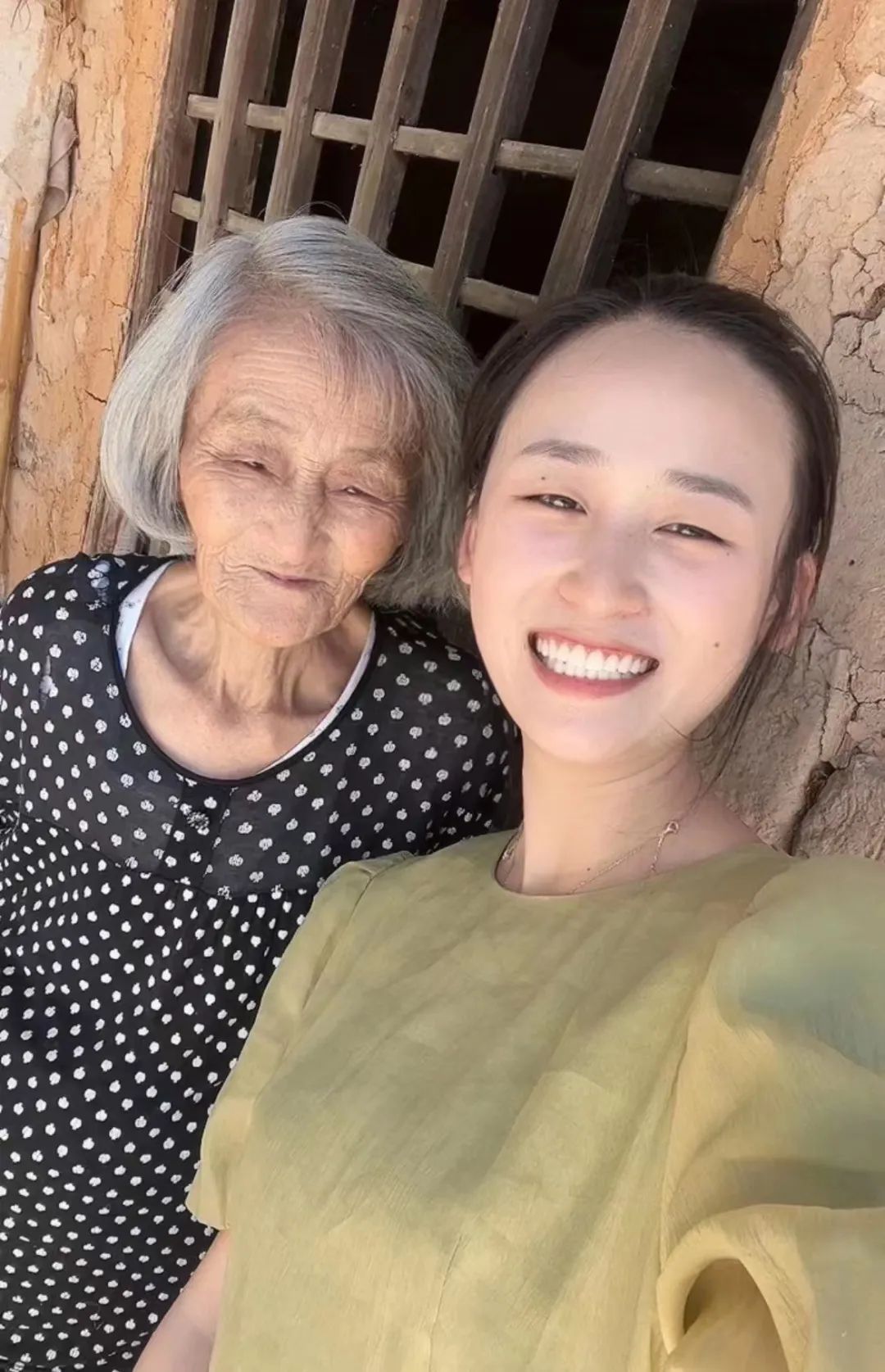 送给奶奶的花_送给奶奶花比较实用一点的礼物_送给奶奶花看图写话