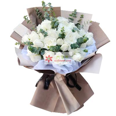 送求婚玫瑰颜色花怎么写_求婚玫瑰花应该送什么颜色_求婚送什么颜色的玫瑰花